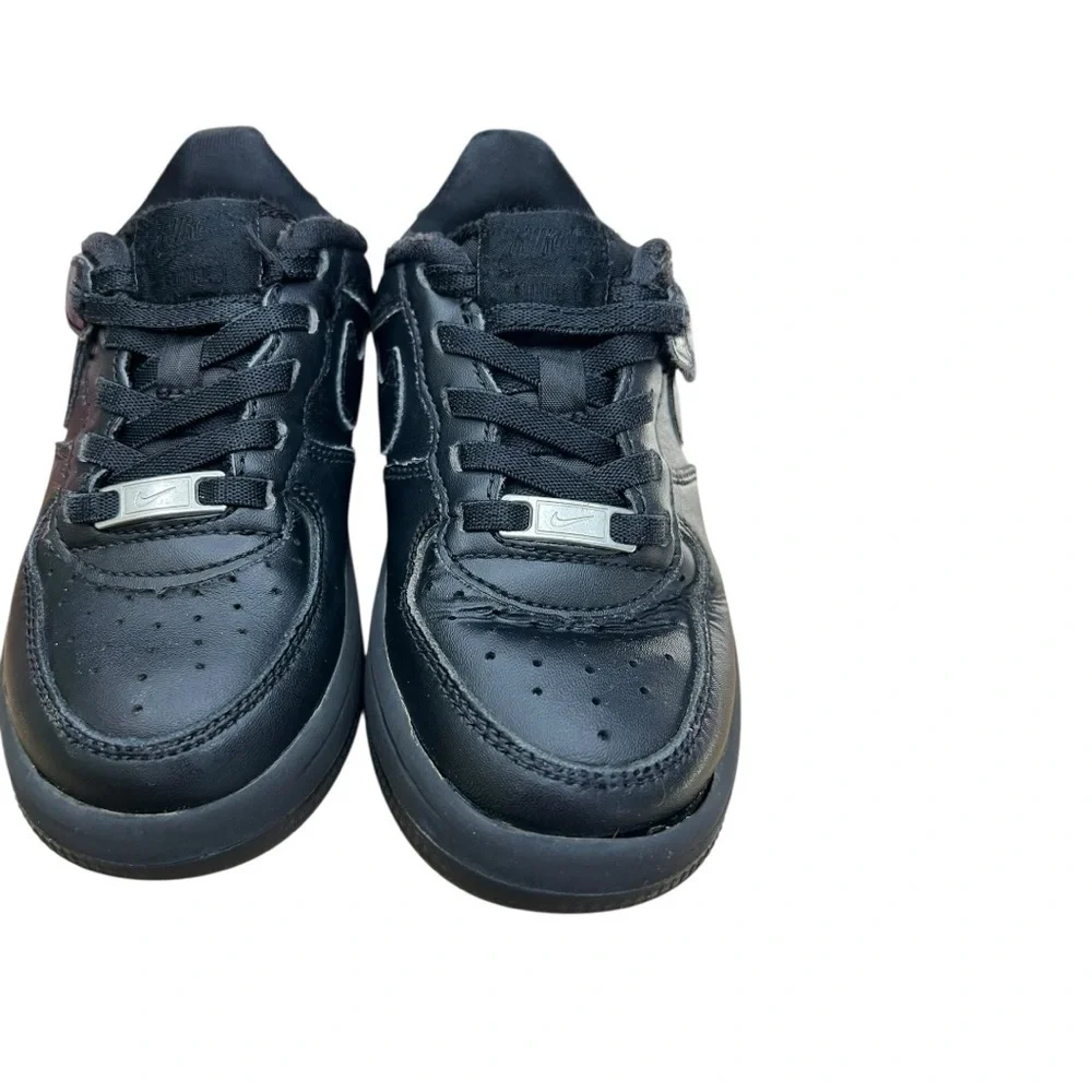 Nike Force 1 Low EasyOn Little Kids' Shoes (FN0237-001, Black) -Sz. 10c